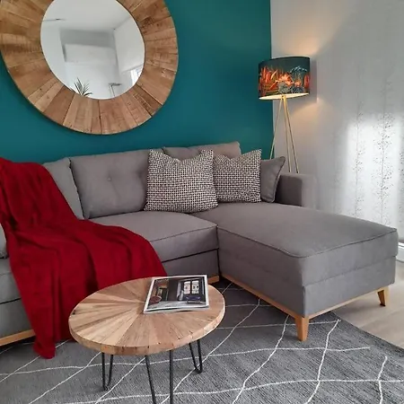 Palm Apartment *